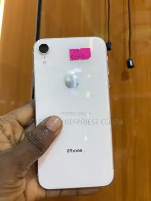 Apple iPhone XR 256GB White (Direct UK Used)