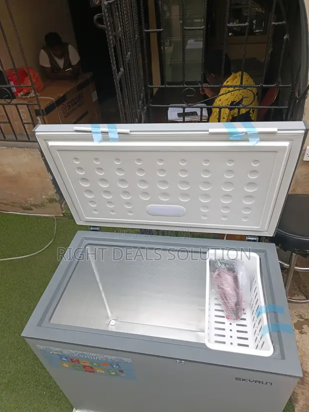 Brand New Skyrun BD 200A Chest Freezer - 1