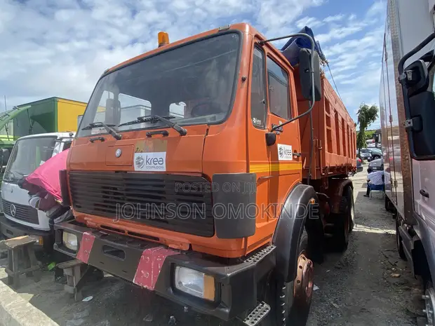 Mercedes-Benz 2636 Tipper Truck (10 Tayoyi) - 1