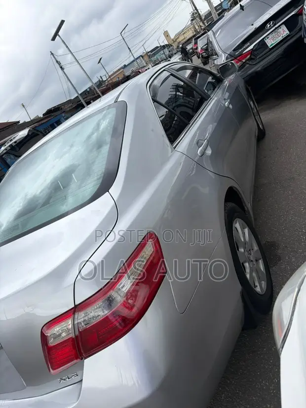 Toyota Camry 2008 Full Option - 1