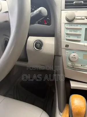 Toyota Camry 2008 Cikakken Zabi