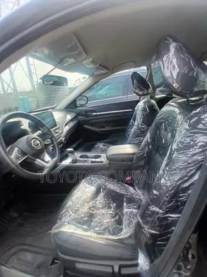 2021 Nissan Altima Black