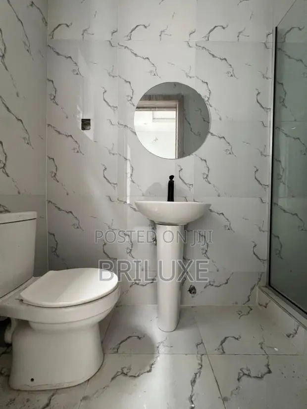 4 Bedroom Duplex don haya a Orchid, Chevron - 1