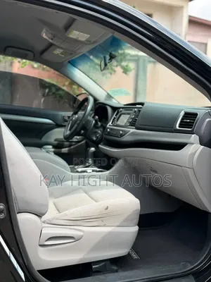 Toyota Highlander LE Plus SUV 2015