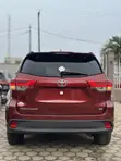 2018 Toyota Highlander SE 4x4 V6 SUV Burgundy - 3