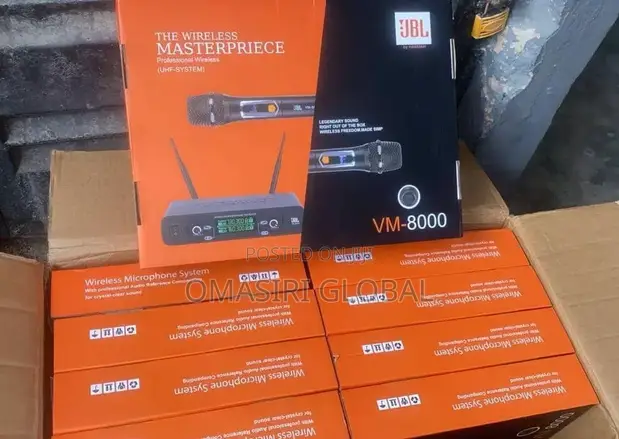 JBL VM8000 Dual UHF Wireless Microphone System - 1