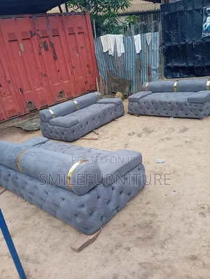 Home Interiors Tufted Sofar 7-Mazauni