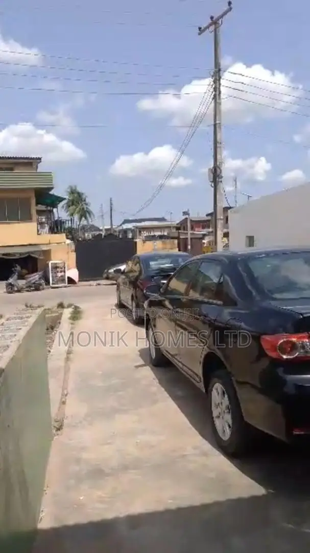 Commercial Property for Sale: Car Wash/Business Space, Dopemu - 1
