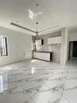 Gidan Kwana 1 na Sayarwa a Ajah - 5