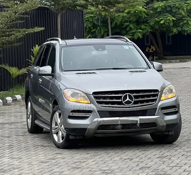 Mercedes-Benz ML 350 4Matic 2013 Silver - 1