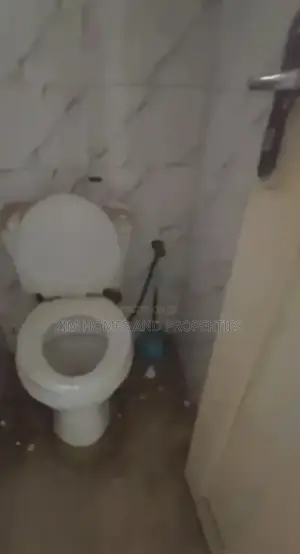 Gidan Kwalba 1 Bedroom don Sawa a Zim Homes, Dawaki