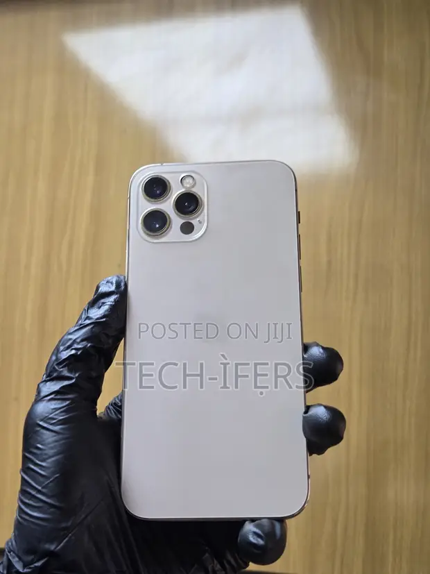 Apple iPhone 12 Pro 128GB White - 1