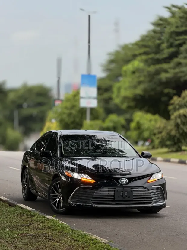 Toyota Camry XLE 2023 - Sabon Shigo - 1