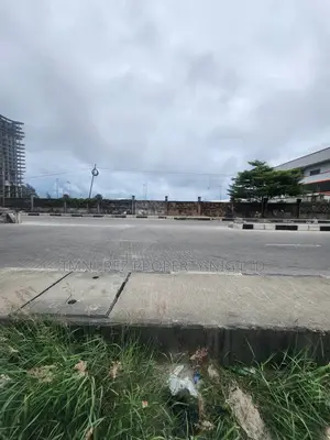 Filin Kasuwanci don Hayarwa - Victoria Island