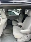 Toyota Sienna LE 2011 Mai Zama 8 - 4