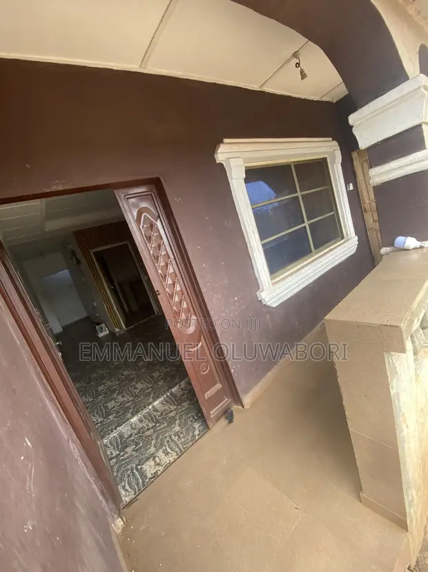 4 Bedroom Bungalow don haya a Ifesowapo Estate, Ijebu Ode - 1
