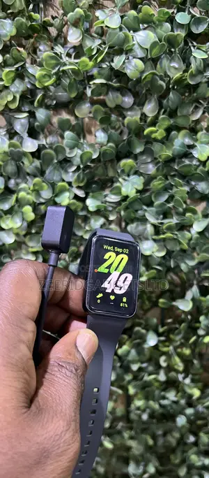 Samsung Galaxy Fit 3 - Amfani da aka yi a UK