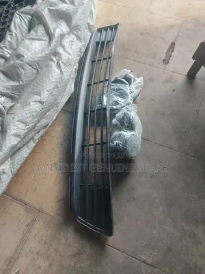 Down Grill na Toyota Corolla (2012)