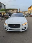 Jaguar XE 2017 Fari - 1