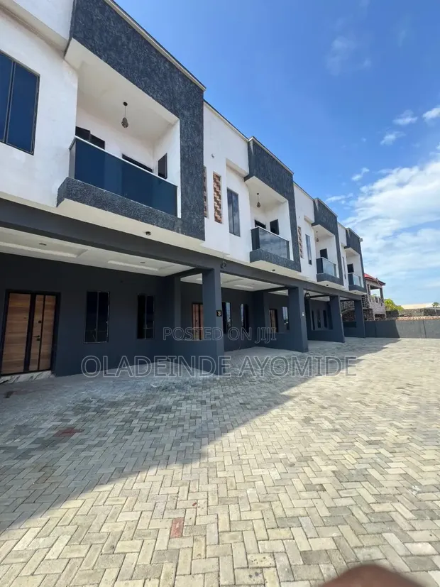 4 Bedroom Duplex for Rent in Abraham Adesanya Estate - 1