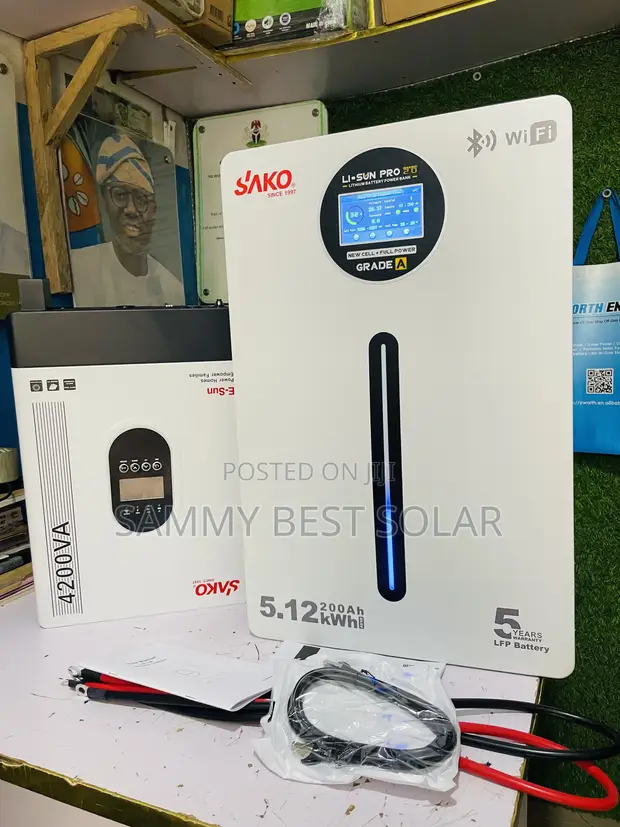 Sako 5kWh 24V Lithium Battery with 4.2kVA Hybrid Inverter - 1