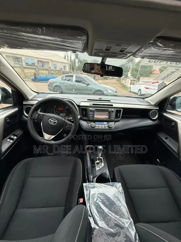 Toyota RAV4 2014 Silver - 1