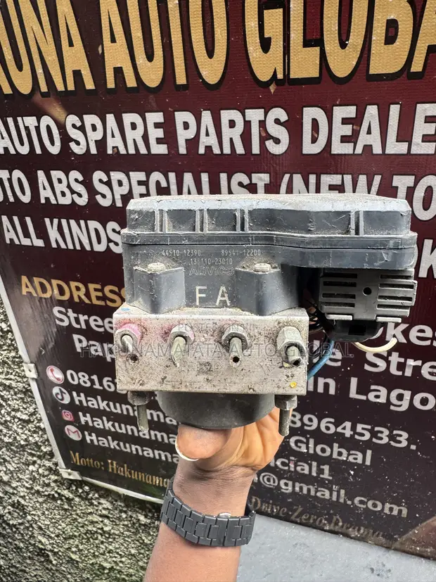 Toyota Auris 2007-2012 ABS Pump/Module - 1