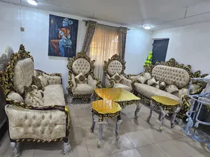 Classic 10-Seater Turkish Sofa Set with Center Table