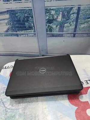 Dell Latitude 12 E7250 Laptop - Core i7, 8GB RAM, 128GB SSD