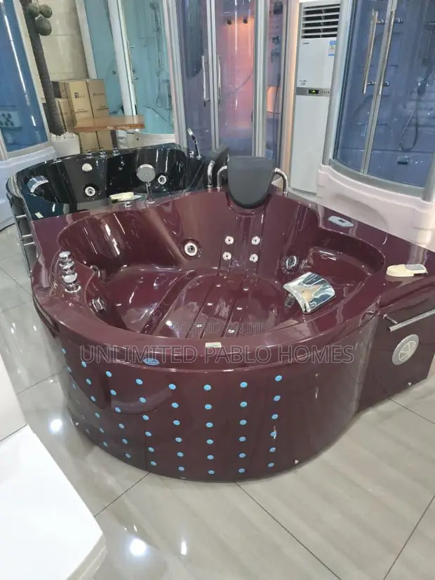 Babban Jacuzzi Mai Launi Maroon Mai Launi Mai Launi - 1