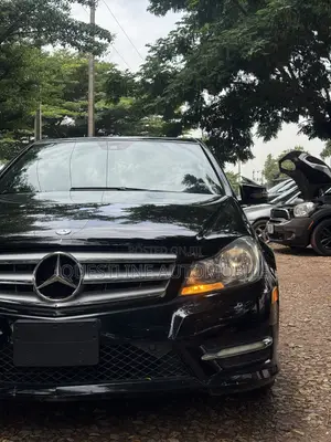 2012 Mercedes-Benz C300 Sport 4Matic Sedan AWD