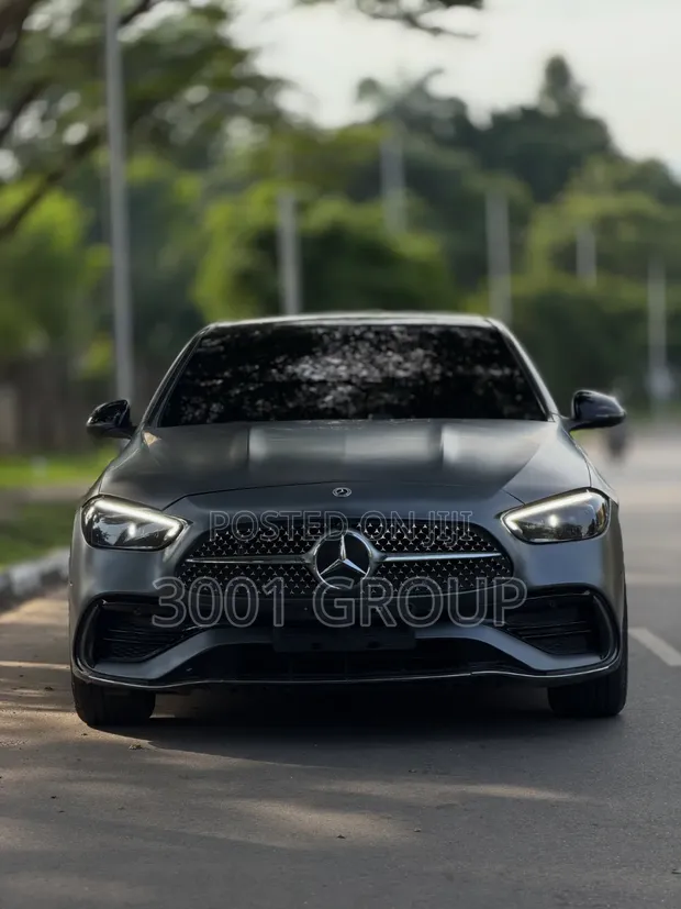 2024 Mercedes-Benz C300 Black - 1