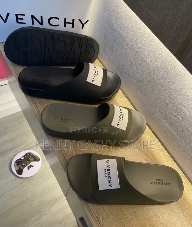 Givenchy Slides Mai Inganci - 1