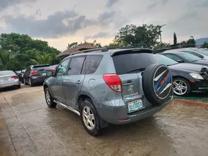 2008 Toyota RAV4 Green