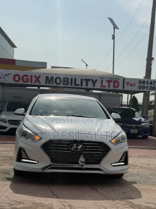 2018 Hyundai Sonata - Belgium Used - 1