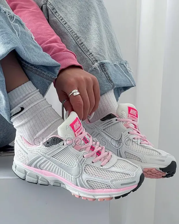 Nike Zoom Vomero Takalmi na Mata masu Gudu - 1