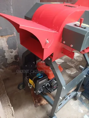 Chaffcutter Machine with Conveyor - 6.5hp Petrol Engine