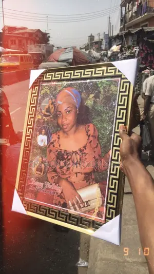 Custom Picture Frame Design
