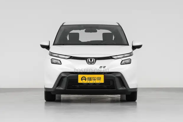 Honda Fit 2025 White - 1