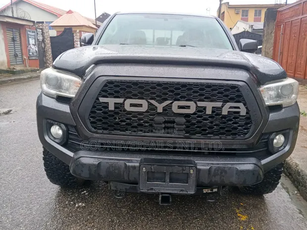 Toyota Tacoma 2019 Double Cabin - 1