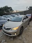 Toyota Corolla 2010 Gold - 2