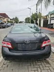Toyota Camry 2011 Gray - 5