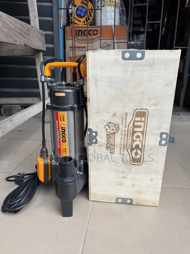 INGCO 750W / 1HP Sewage Submersible Pump - 1