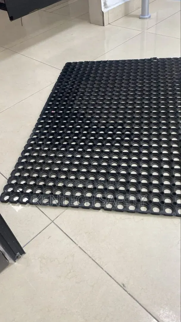 1200mm x 800mm Industrial & Marine Rubber Floor Mat - 1