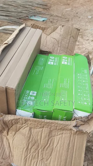 Original Velmax Solar Street Light 200W