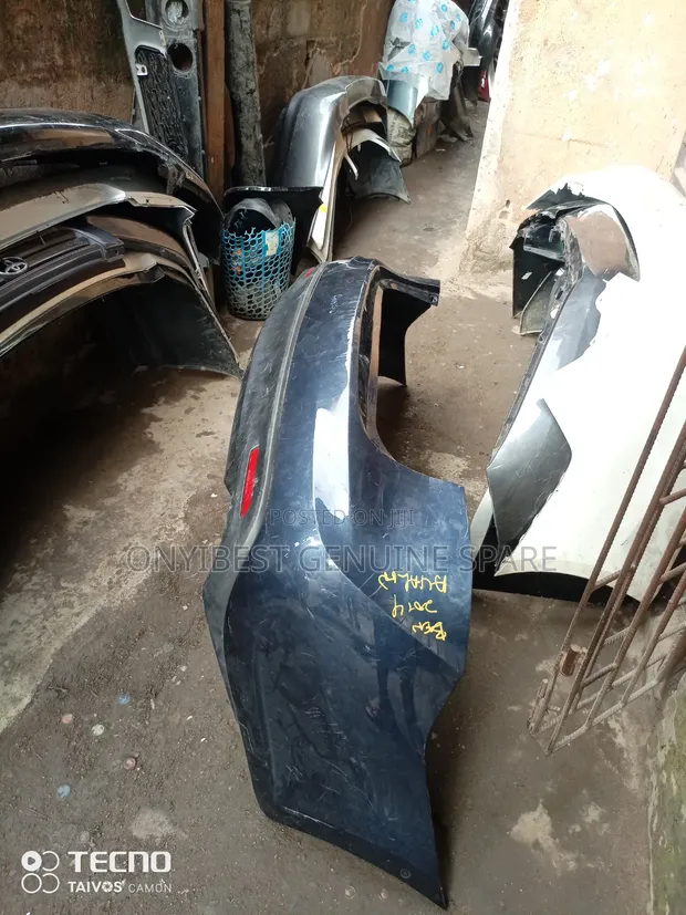 Toyota Avalon Complete Back Bumper - Foreign Used - 1