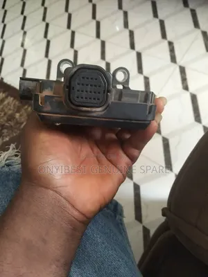 Toyota Venza Gear Module (22 Pin)