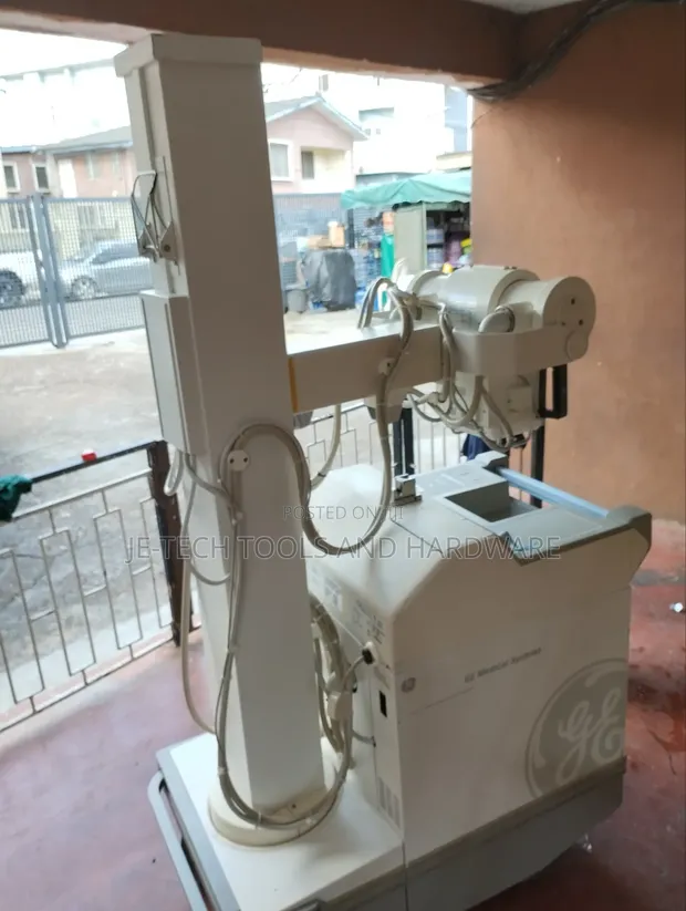 GE AMX 4 Plus X-Ray Machine with Battery Backup - 1