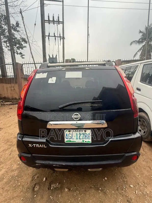 Nissan X-Trail 2009 Black - 1