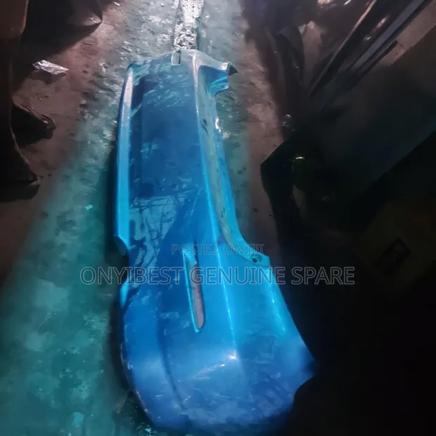 Toyota Matrix Back Bumper - Used - 1